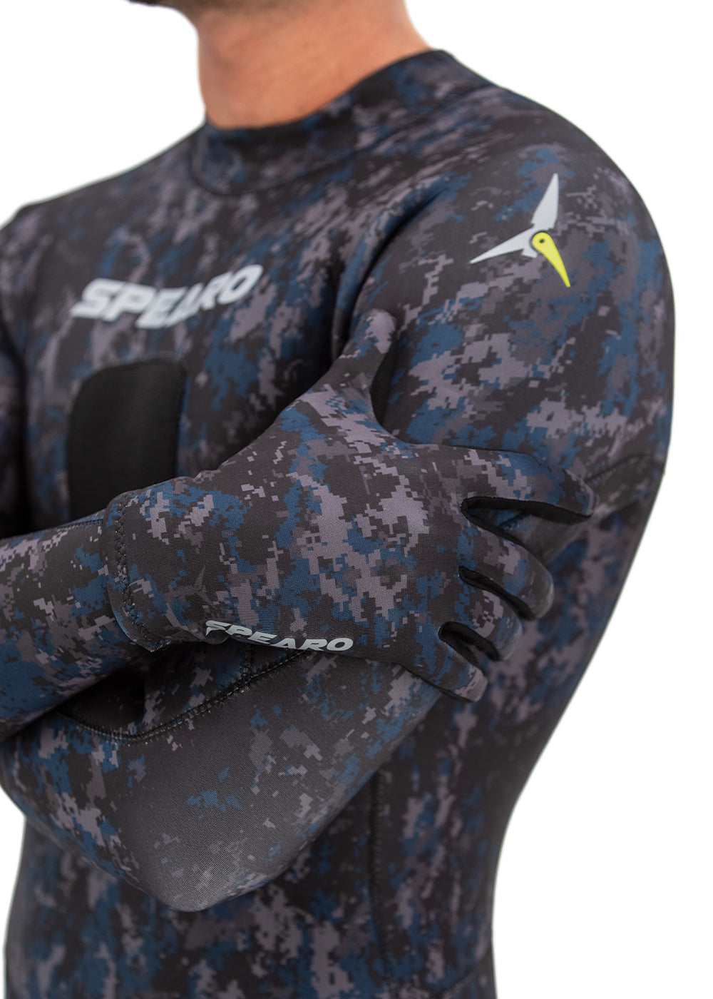 Spearo 7 Seas Mens 3.5mm Steamer, Diving Gloves, Diving Socks, Diving Hood & Camera Mount - Package